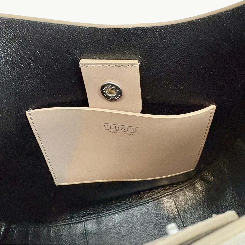 Closed Half Round 100% Calfskin Leather Tote Shoulder Bag | Grey - Picture 7 of 15